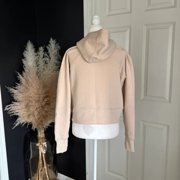 Public Rec Luxe Fleece Cropped Hoodie in Ivory 
size Small - Picture 9 of 12